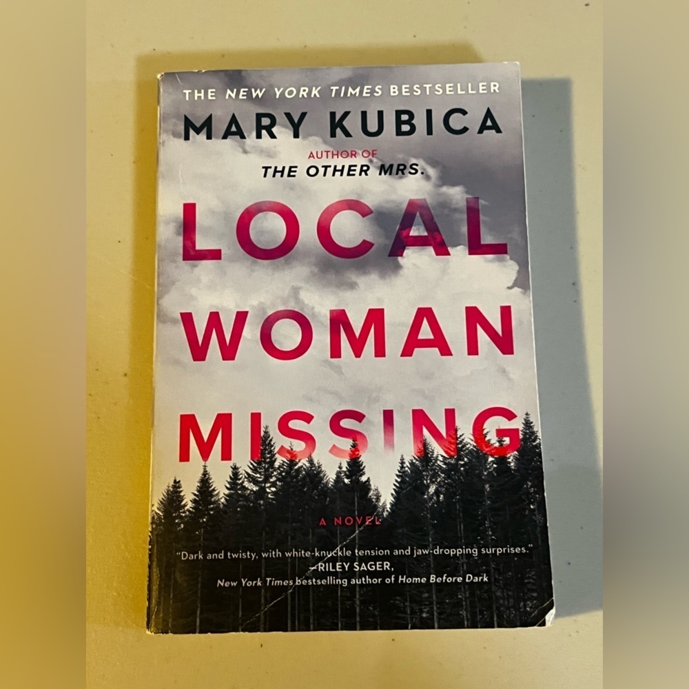Local Woman Missing Novel by Mary Kubica